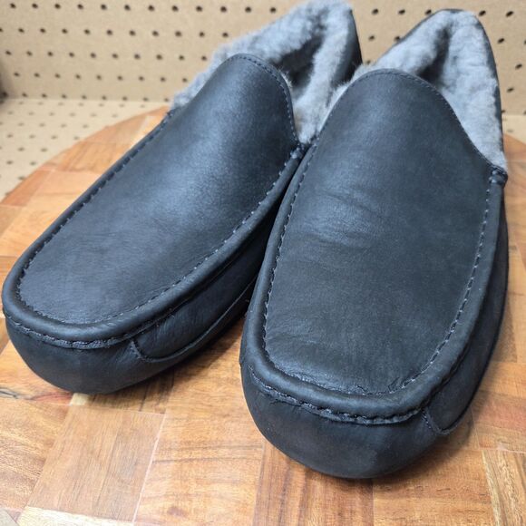 UGG ASCOT BLACK LEATHER SHEARLING LINED MOCCASIN SHOE US 17/ EU 51/ UK 16 main image 7